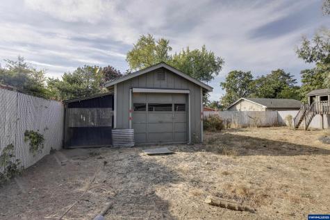 771 SE Miller Avenue Dallas OR 97338