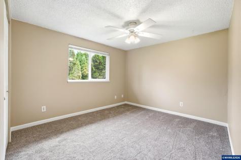 1710 Dearborn Avenue NE Keizer OR 97303