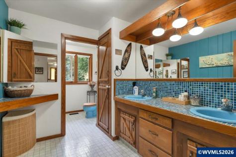 1360 SW Laurelwood Drive Dallas OR 97338