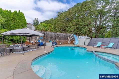 1360 SW Laurelwood Drive Dallas OR 97338