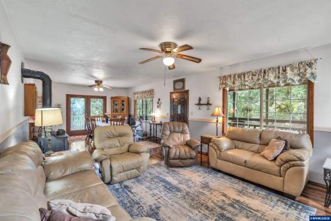21945 SW Cherry Hill Road Sheridan OR 97378