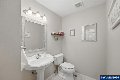 1725 NW Park Terrace Albany OR 97321