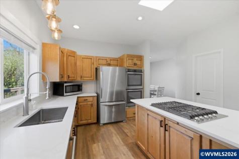 241 Kouns Drive NW Albany OR 97321