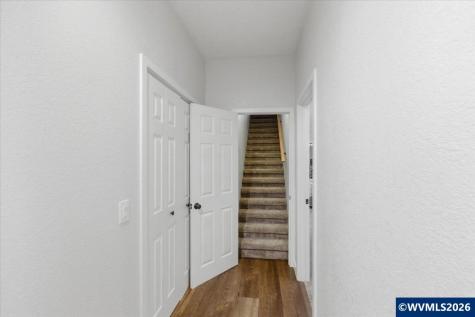 241 Kouns Drive NW Albany OR 97321