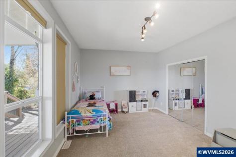 241 Kouns Drive NW Albany OR 97321