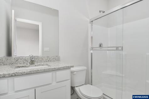 1325 Owl Avenue Woodburn OR 97071