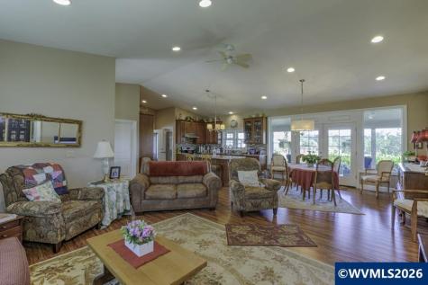 3487 Orchard Heights Road NW Salem OR 97304