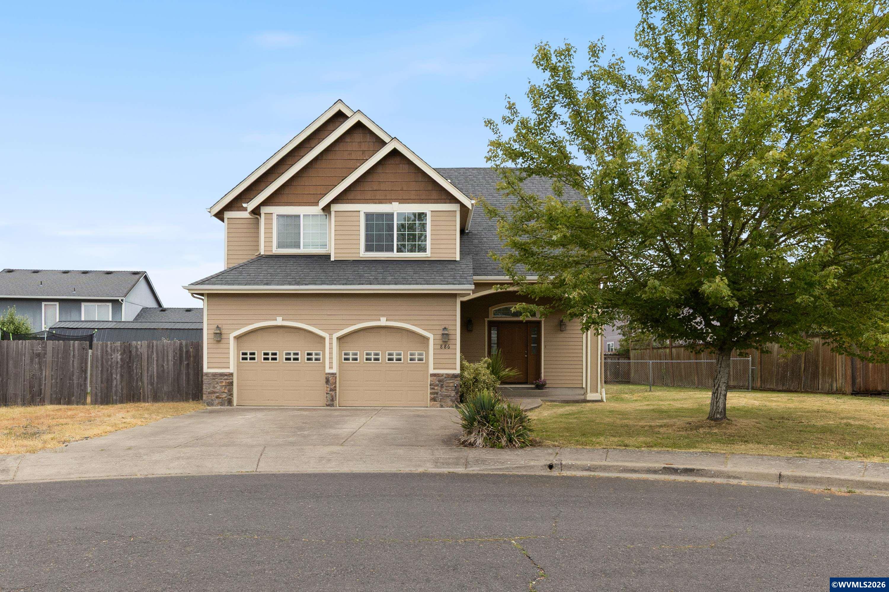 886 N 7th Street Harrisburg OR 97446