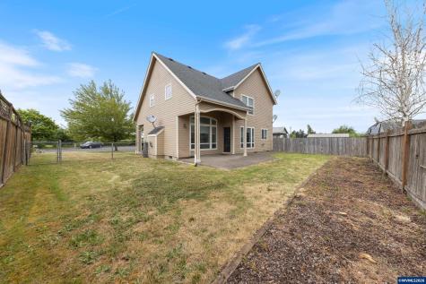886 N 7th Street Harrisburg OR 97446
