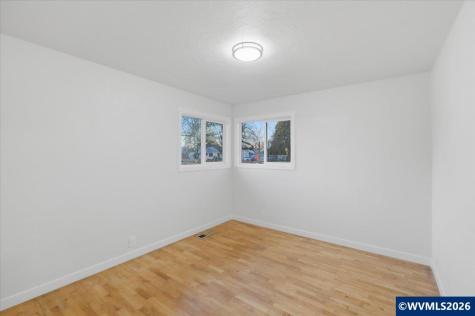 33001 Sand Ridge Road Lebanon OR 97355