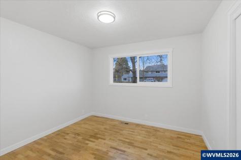33001 Sand Ridge Road Lebanon OR 97355