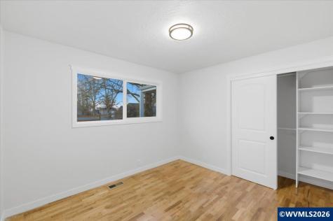 33001 Sand Ridge Road Lebanon OR 97355