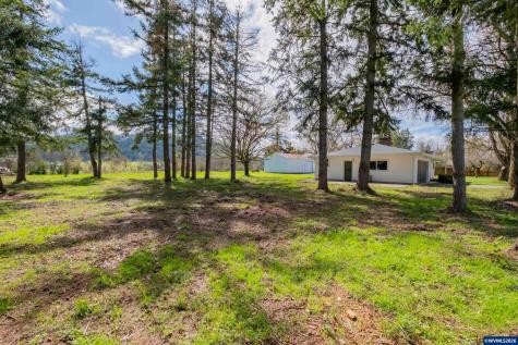 33001 Sand Ridge Road Lebanon OR 97355