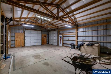 33001 Sand Ridge Road Lebanon OR 97355