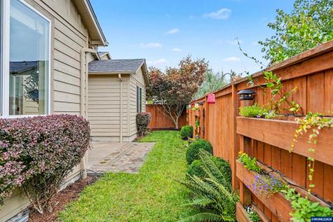 2673 Kingston Way NW Albany OR 97321