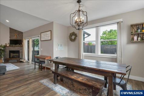 431 Grant Street Silverton OR 97381
