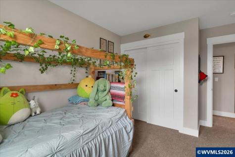 431 Grant Street Silverton OR 97381