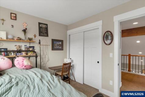 431 Grant Street Silverton OR 97381