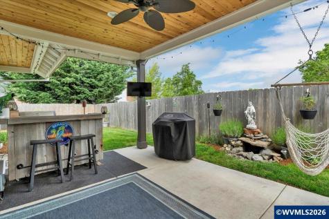431 Grant Street Silverton OR 97381