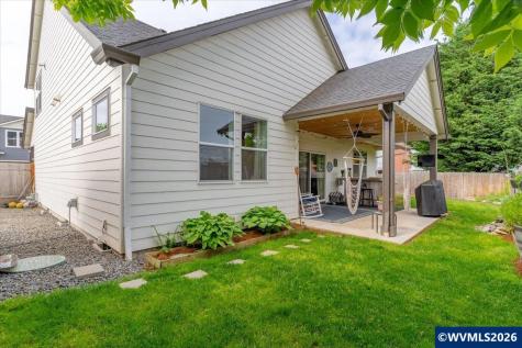 431 Grant Street Silverton OR 97381