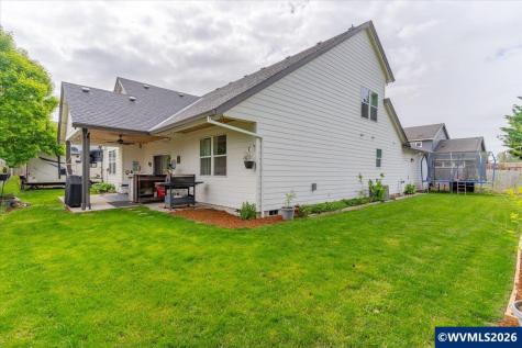 431 Grant Street Silverton OR 97381