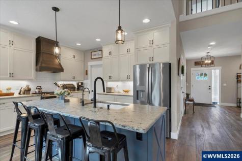431 Grant Street Silverton OR 97381