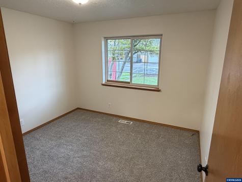 6853 Arborwood Court NE Keizer OR 97303