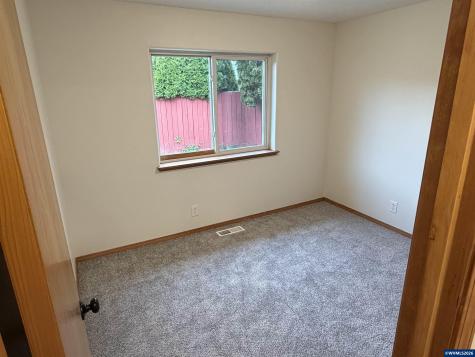 6853 Arborwood Court NE Keizer OR 97303