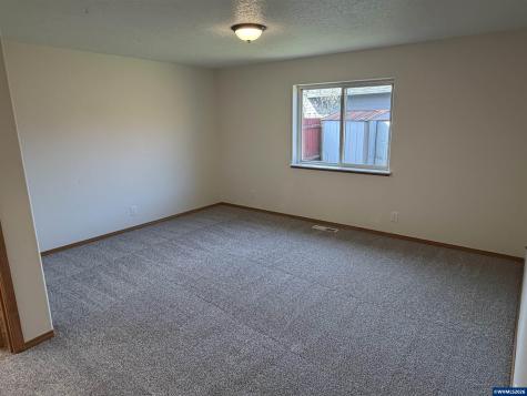 6853 Arborwood Court NE Keizer OR 97303