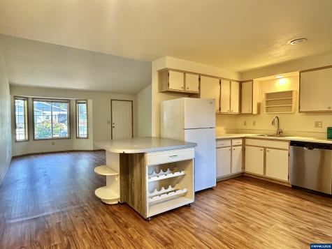 409 SE Villa Drive Corvallis OR 97333