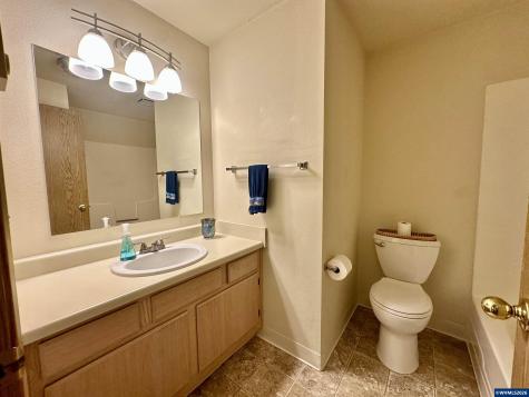 409 SE Villa Drive Corvallis OR 97333