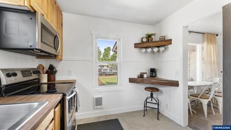 452 College Street S Monmouth OR 97361