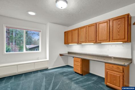 3475 Valley View Drive NW Albany OR 97321