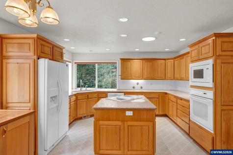 3475 Valley View Drive NW Albany OR 97321