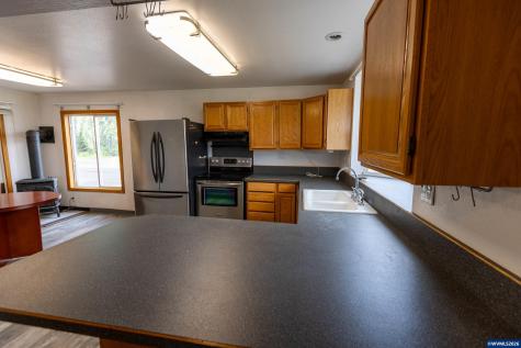 1590 W 2nd Street Halsey OR 97348