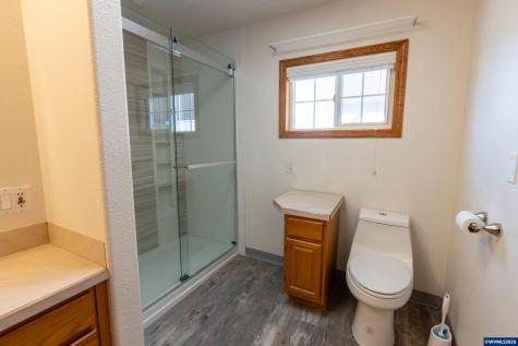 1590 W 2nd Street Halsey OR 97348