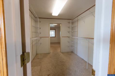1590 W 2nd Street Halsey OR 97348