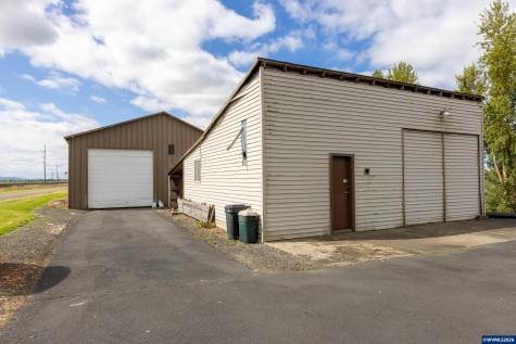 1590 W 2nd Street Halsey OR 97348