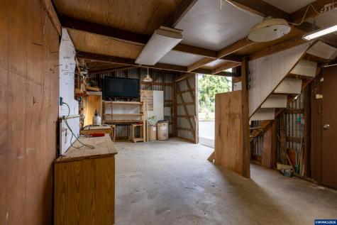 1590 W 2nd Street Halsey OR 97348