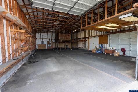 1590 W 2nd Street Halsey OR 97348