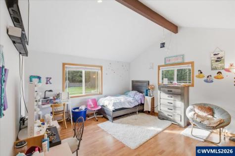 42801 Island Inn Drive Lebanon OR 97355