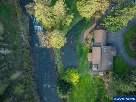 42801 Island Inn Drive Lebanon OR 97355