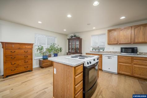 369 Pamela Court Jefferson OR 97352