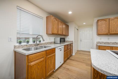 369 Pamela Court Jefferson OR 97352