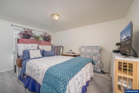 369 Pamela Court Jefferson OR 97352