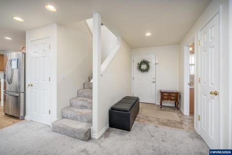 369 Pamela Court Jefferson OR 97352