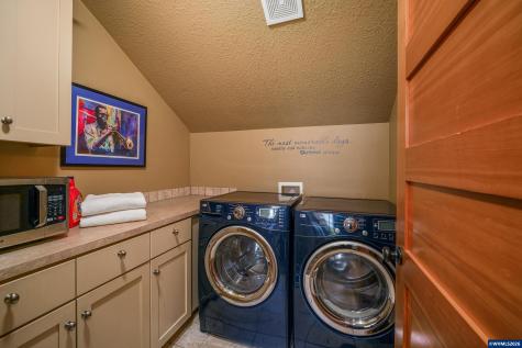 2777 Vibbert Street S Salem OR 97302