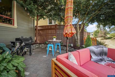 2777 Vibbert Street S Salem OR 97302