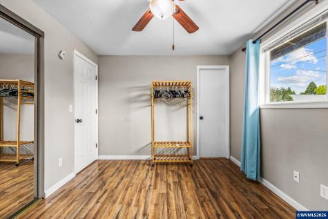 512 27th Avenue SE Albany OR 97322