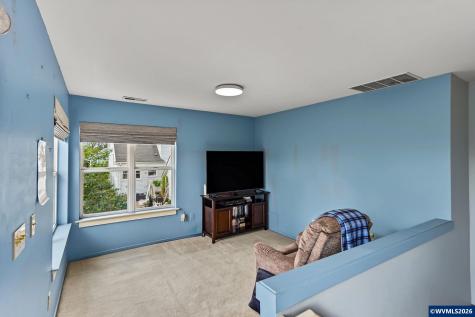 1760 John Street S Salem OR 97302